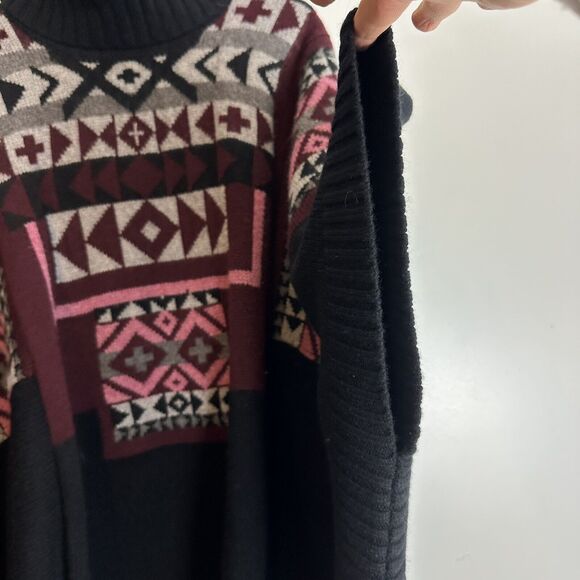 Cynthia Rowley Black Lambs Wool Blend Oversized Sweater Poncho M Aztec - Picture 3 of 10